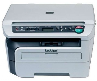 МФУ Brother DCP-7032